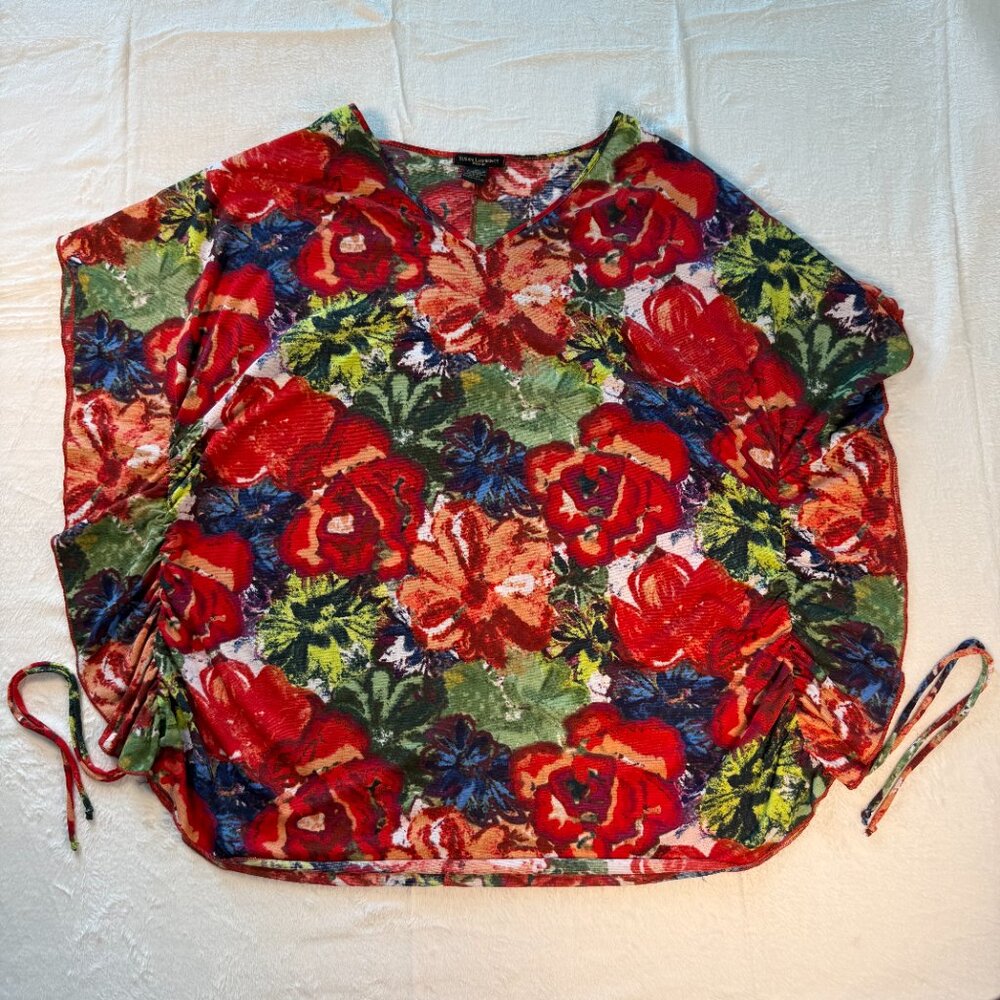 Susan Lawrence Floral Red With Cinched Sides V Neck 3X‎